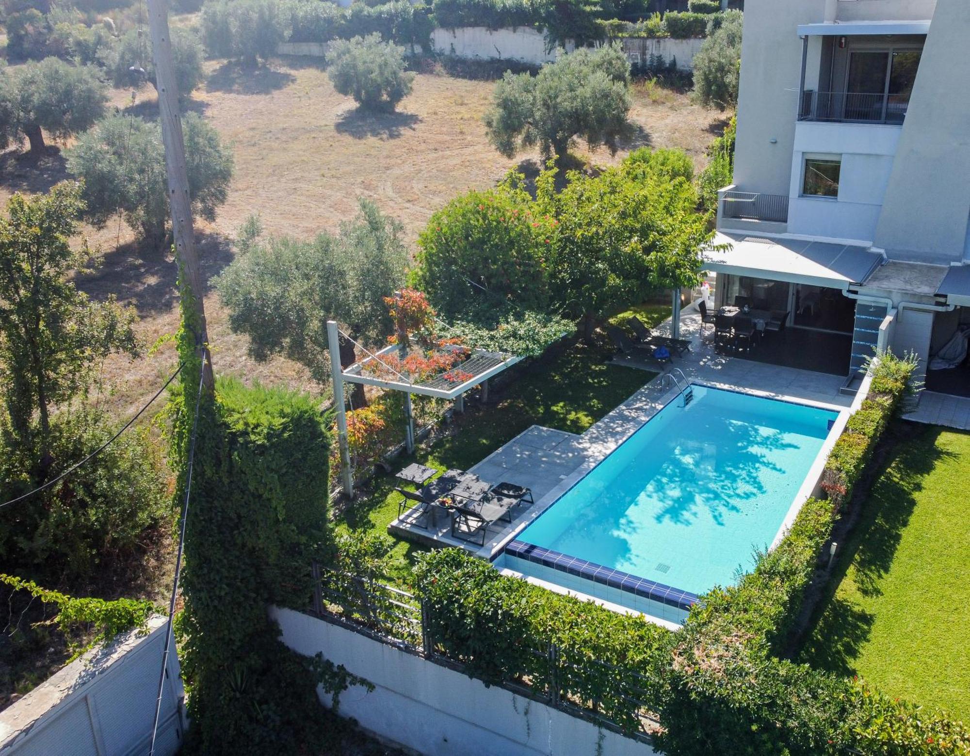 Deluxe Chrousso Pool Villa Палиури Экстерьер фото
